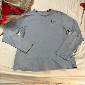 Under Armour Men's Light Gray Long Sleeve Henley